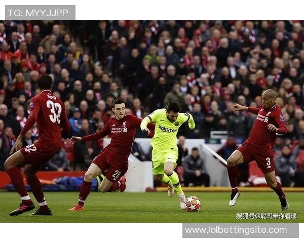 欧联杯激战：拜仁逆转利物浦乌龙球成关键时刻引发全场狂欢